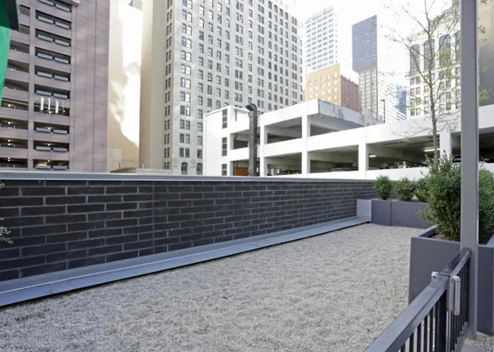 Blueground The Loop Pool Gym Nr Willis Chi-1179 Apartment *